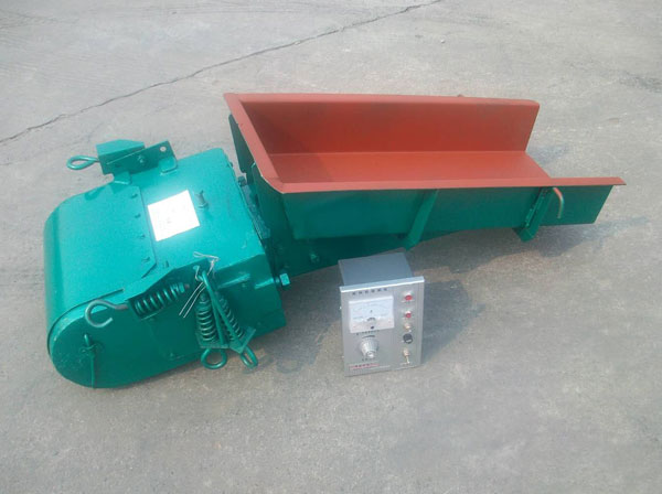 你對電磁振動給料機(jī)的內(nèi)部結(jié)構(gòu)設(shè)計 有哪些獨特的認(rèn)識